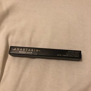 *NEW* ABH Medium Brown Brow Wiz
